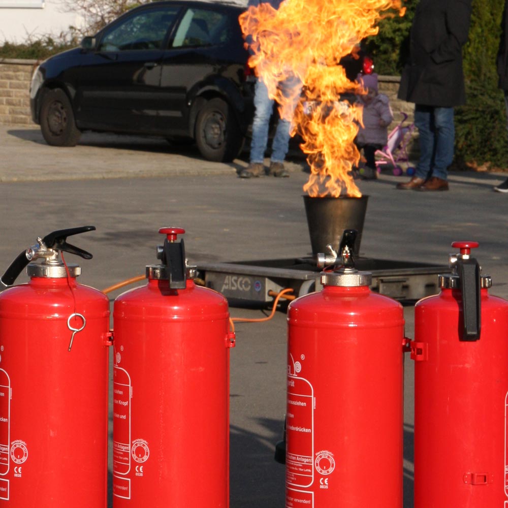 Feuerlöschtraining mit Holger Deuser