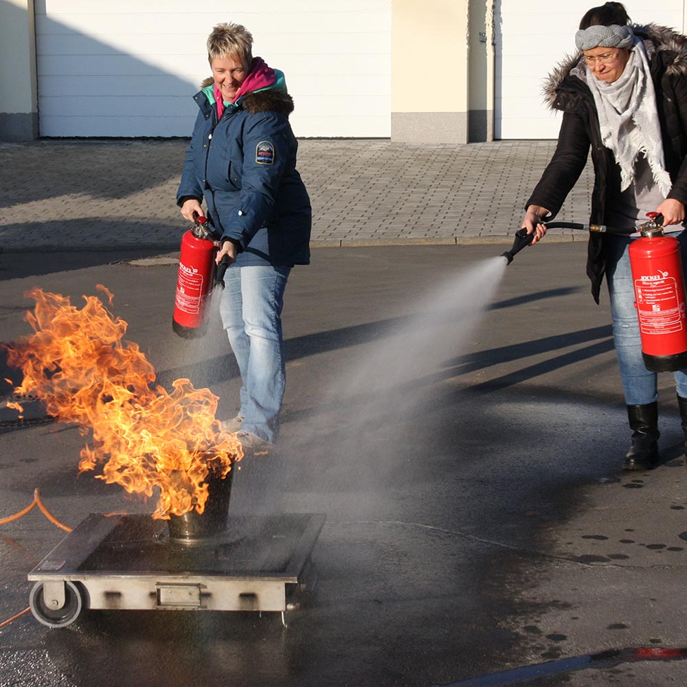 Feuerlöschtraining mit Holger Deuser